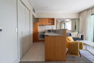 Luxury Waterfront Haven On Viaduct Harbour - 4