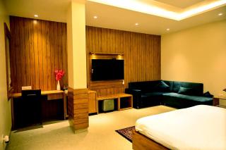 Hotel Cresent - Near Assi Ghat Varanasi - 1