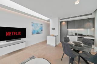 Inviting 2BR Unit with Parking near Coogee Beach - Sydney - 0