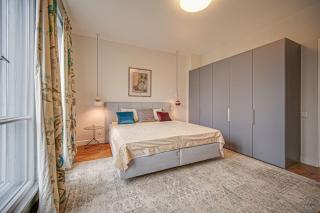 Executive Apartment - PERFECT FOR REMOTE OFFICE - - 6