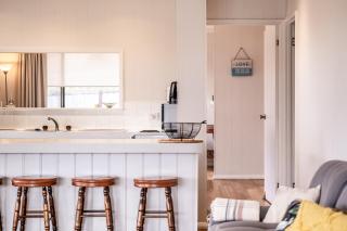 Stones Throw - Primrose Sands - 5