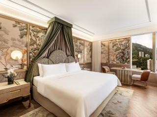 Island Shangri-La, Hong Kong - 1