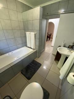 The Lake Villa - Benoni - 4