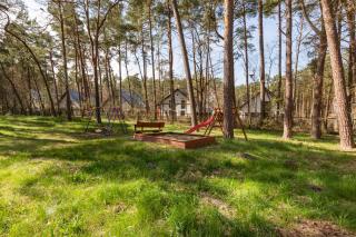 Seaside Apartment in the Woods with Balcony & 1 Bedroom by Noclegi Renters - Łukęcin - 8
