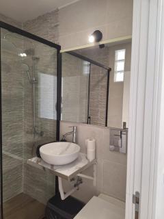 Lisbon South Bay Rooms 2 - Almada - 5