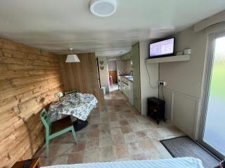 Donegal Cabin with Hot tub Option - Dernacally - 5