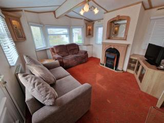 Great Caravan With Spacious Decking Southview Holiday Park, Skegness Ref 33035V - Skegness - 4