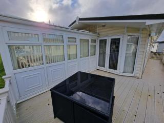 Gorgeous Lodge With Decking At Southview Holiday Park In Skegness Ref 33093V - Skegness - 9