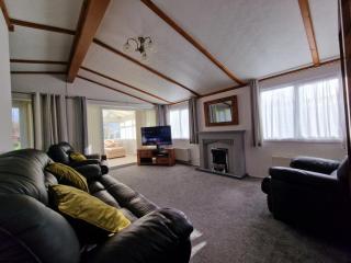 Gorgeous Lodge With Decking At Southview Holiday Park In Skegness Ref 33093V - Skegness - 4
