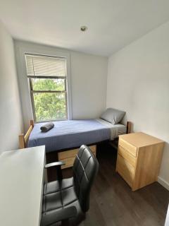 313- Modern 3B 2B, W D In Unit - 4