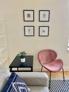 224-Cozy Two Bedroom Apartment on Main Street - Hoboken - 5