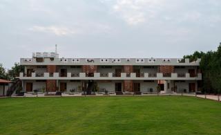 Poojaris Nirantara - Mysuru - Hampāpura - 9