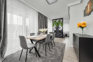 Luksusowy Apartament z 3 Sypialniami, Klimatyzacją, Parkingiem i Biurkiem we Wrocławiu by Renters Prestige - Wrocław - 6