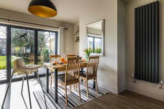 SPACIOUS HOME WITH GARDEN-SLEEPS 5 Contractors, families, and group stays welcome - Beeston - 9