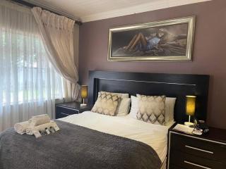 Whitehouse Lodge Benoni - 4