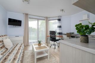 Studio z Parkingiem i Balkonem w Krakowie by Rent like home - Krakow - 4