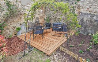 Stunning Home In Thenay With Wifi - Thenay - 8