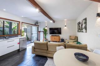 The Surf Pad - Oceanstays - Yamba - 2