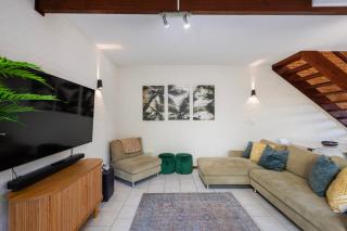 The Surf Pad - Oceanstays - Yamba - 3