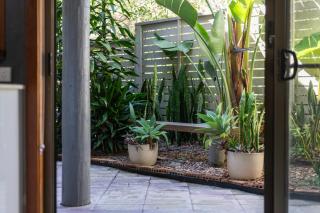 The Surf Pad - Oceanstays - Yamba - 5
