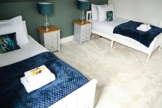 Stylishly decorated 3 bed home close to the sea in Hoylake on the Wirral Peninsula - Hoylake - 7
