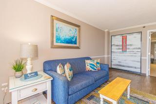 Oceanfront 1 Bedroom Suite with Beautiful Décor and Accents Caravelle Resort 1039 Sleeps 6 Guests - 2
