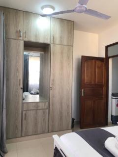The pearl suits - Mombasa - 1