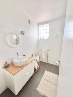 T2 - Procès - parking gratuit - WIFI - 1