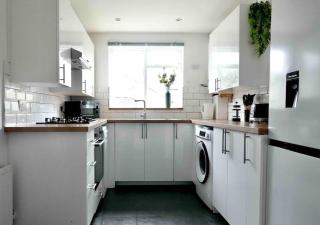5 Bed Luxury London Home - 9