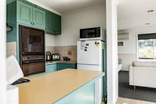 Suncatcher St Helens - Views - Sleeps 4 - St Helens - 7