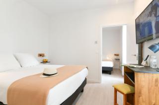 Logis Hotel & Restaurant Bergeret Sport - Hendaya - 8