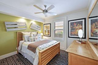 4BR Ritzy Marco Home l Lush Pool - 4