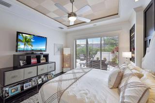 4BR Ritzy Marco Home l Lush Pool - 3