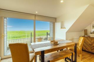 Picturesque cottage with views - - 6