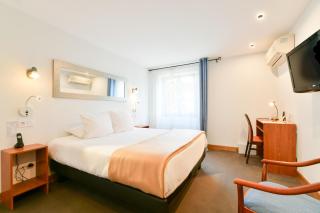 Logis Hotel & Restaurant Bergeret Sport - Hendaya - 0