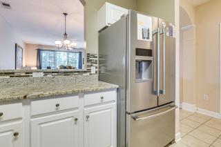 Community Pool and Hot Tub North Myrtle Beach Condo - Myrtle Beach - 2