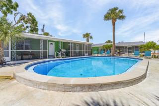 171 Washington - Dune Our Thing - Unit D - Fabulous Pool Home! home - Fort Myers Beach - 6