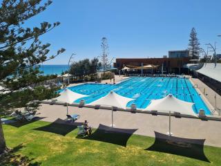 Chic 2 Bed Apartment On Scarborough Beach - Perth - 5