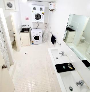 West Beach Lagoon 107 - Great Value - Perth - 7
