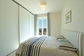 luxury apartament con garage vista mare alassio per 6 persone - 3