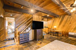 Woodsy Lake Almanor Cabin with Community Perks! - Lake Almanor - 6