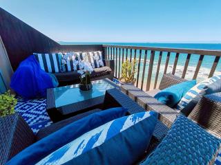 OCEAN BREAKAWAY - Power back up, 2 Adults & 3 Kids only, Umdloti - 8