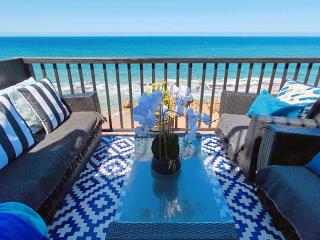 OCEAN BREAKAWAY - Power back up, 2 Adults & 3 Kids only, Umdloti - 3