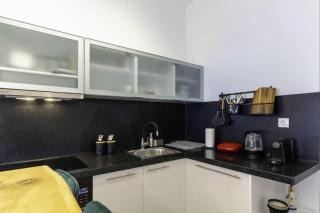 Phaedrus Living Modern City Flat Gkyzi - Atene - 9