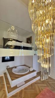 Jacuzzi Opera Suite - Budapest - 9