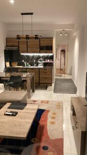 ACROPOLIS CASA Historic Centre Top Floor Elegant Stylish Retreat 150m to Metro - Atene - 3