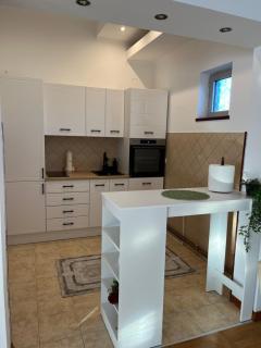Airport SKY apartments LUX II - Belgrado - 1