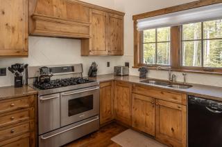 Spanish Peaks | Homestead Cabin 59 - Big Sky - 9