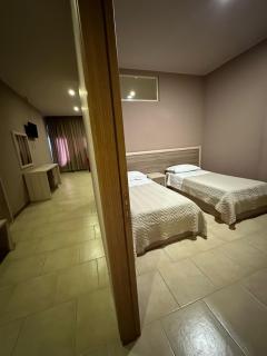 Hotel Terminal Tirana - Bregu i Lumit - 3