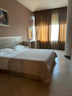 Hotel Terminal Tirana - Bregu i Lumit - 2